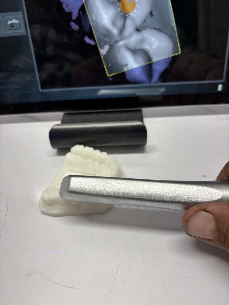 3M TRUE DEFINITION INTRAORAL SCANNER