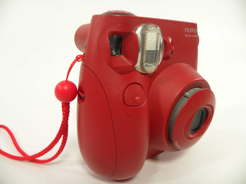 Fujifilm Instax Mini Instant Camera (RED)