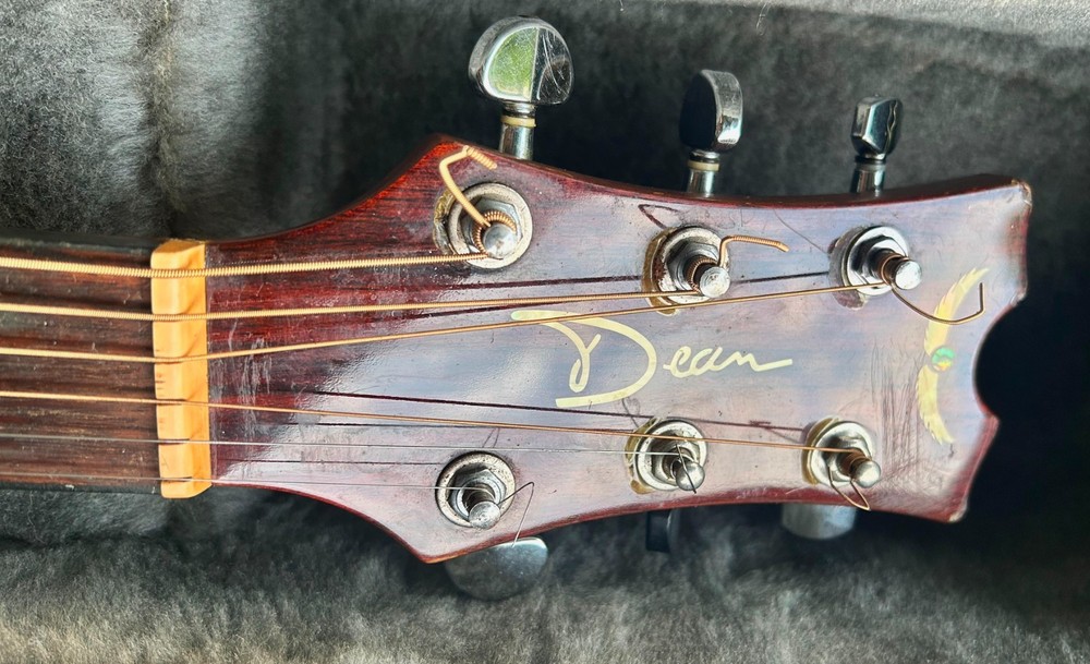 Dean ~ SADC - GN ~ St Augustine Dreadnaught Cutaway ~ Hard Case!