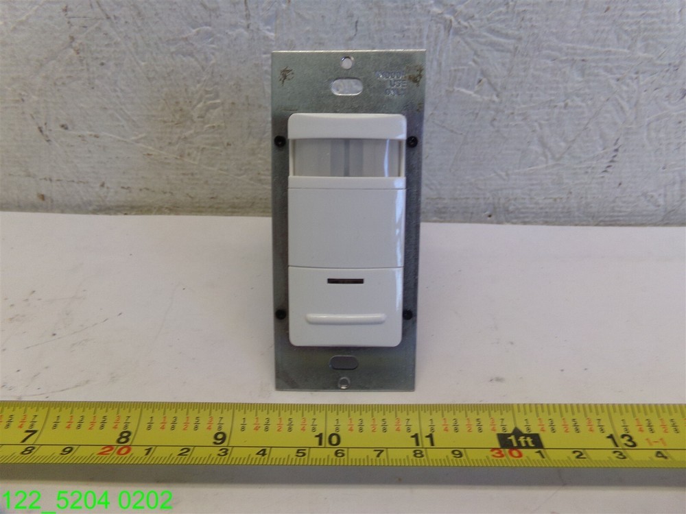 PHILIPS LRS221000(MLE) PIR WALLBOX OCCUPANCY SENSOR WHITE