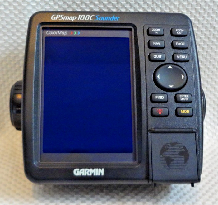 GARMIN GPSMAP 188C SOUNDER CHART PLOTTER FISHFINDER GPS w/ MANUALS KNOBS COVER