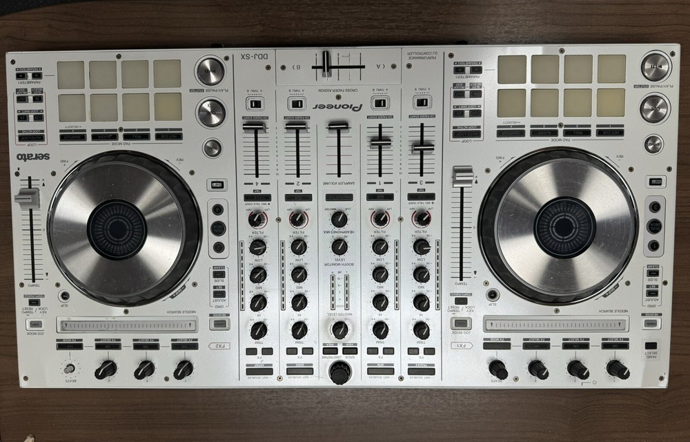 Pioneer DJ DDJ-SX 4-Channel DJ Controller PERFORMANCE MODEL-White