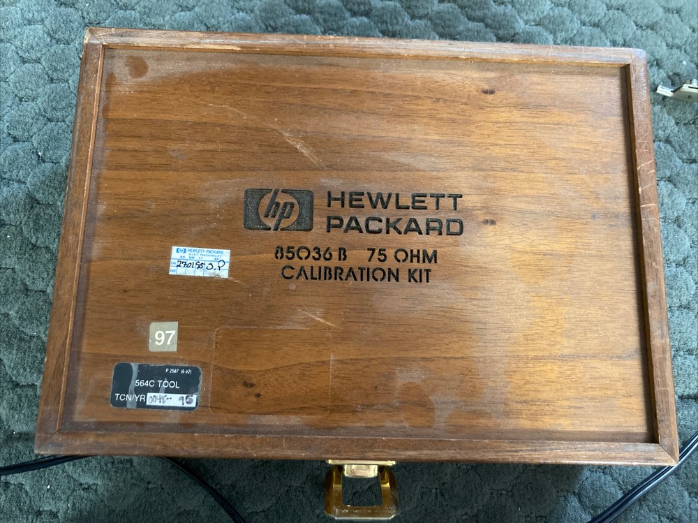 Hewlett Packard 85036B 75 OHM Calibration Kit