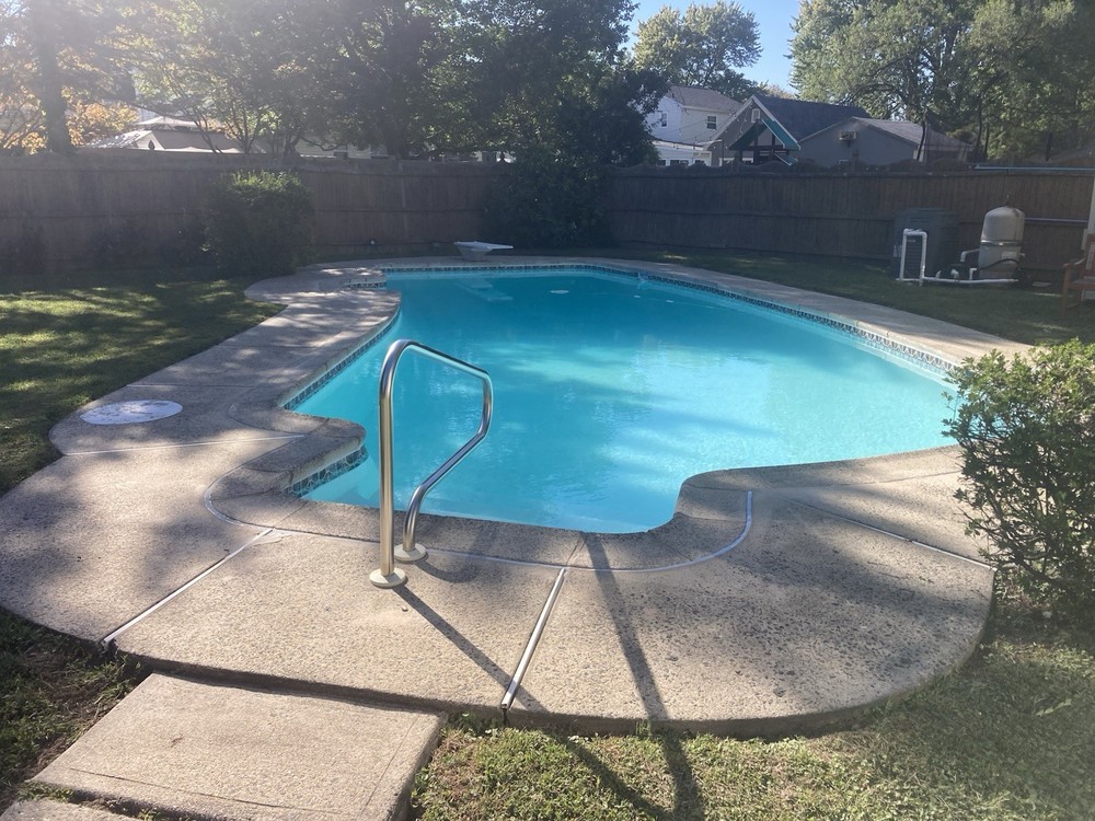 Eco Choice Chlorinated White Pool Paint