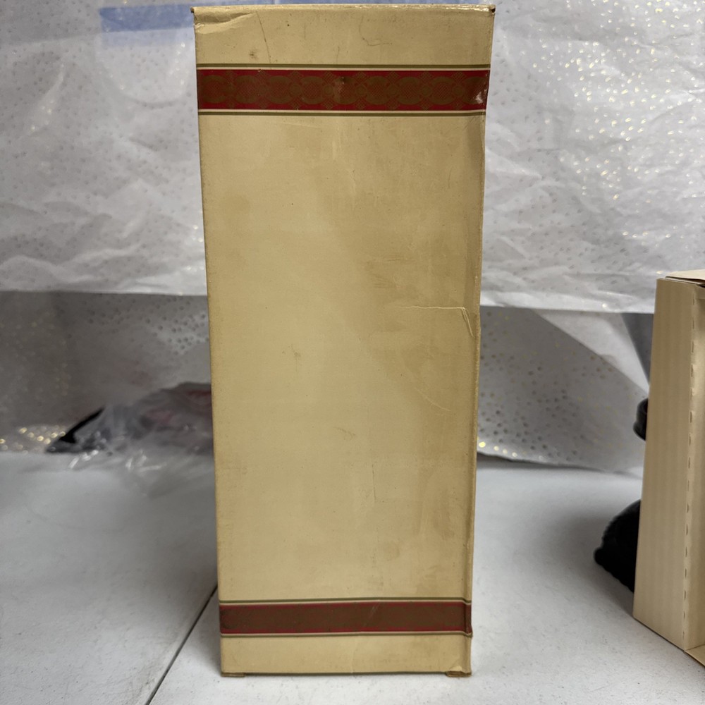 1876 Cape Cod Collection Avon Ruby Red Hurricane Candle in Box