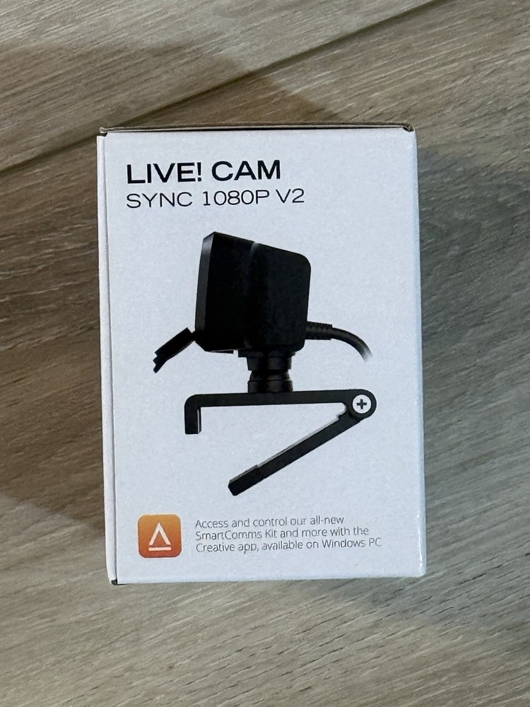 CREATIVE Live Cam Sync 1080p V2 Full HD Wide Angle USB Webcam with Automatic Mu