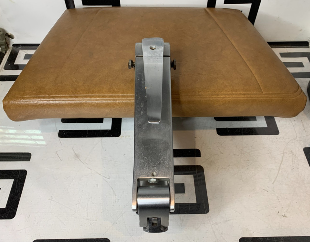 Midmark Ritter 75 119 Evolution Power Exam Table Chair Tan Adjustable Headrest