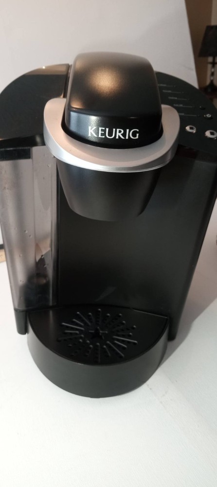 Keurig Single Cup Elite Brewing System Coffee Maker Model B40 Good Shape K-Cup