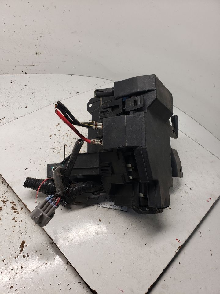 Used Fuse Box Engine fits: 2012 Mazda 6 Grade A