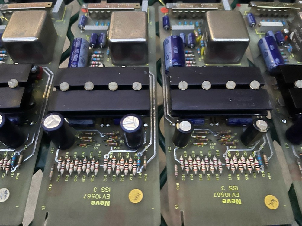 NEVE ev the ev 10567 is 2 & iss3 AMPLIFIER modules