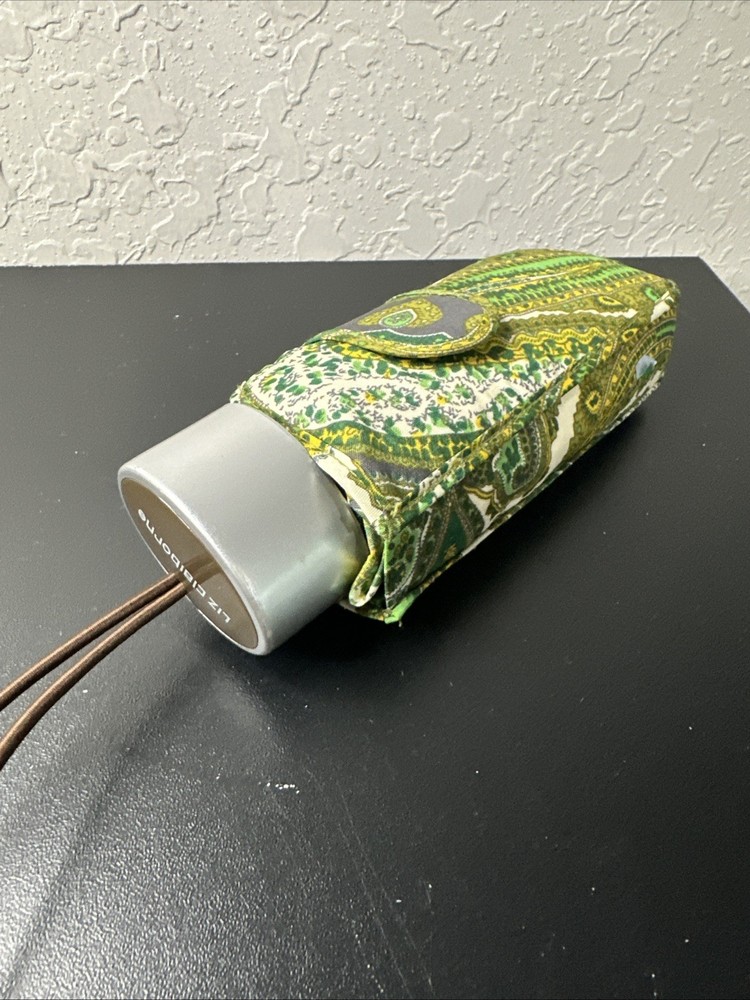 Liz Claiborne Umbrella Green Compact  With Case