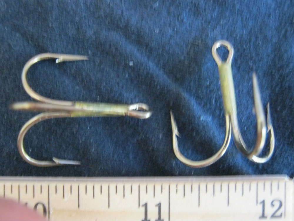 100 Eagle Claw 3934M Treble Hooks # 1 straight point 3X Bronze replacement hook
