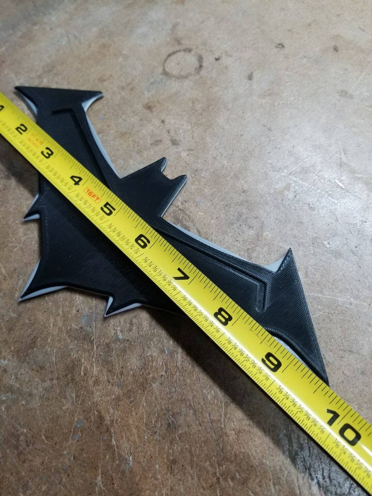 Bladed Batarang Larger (3d printed)