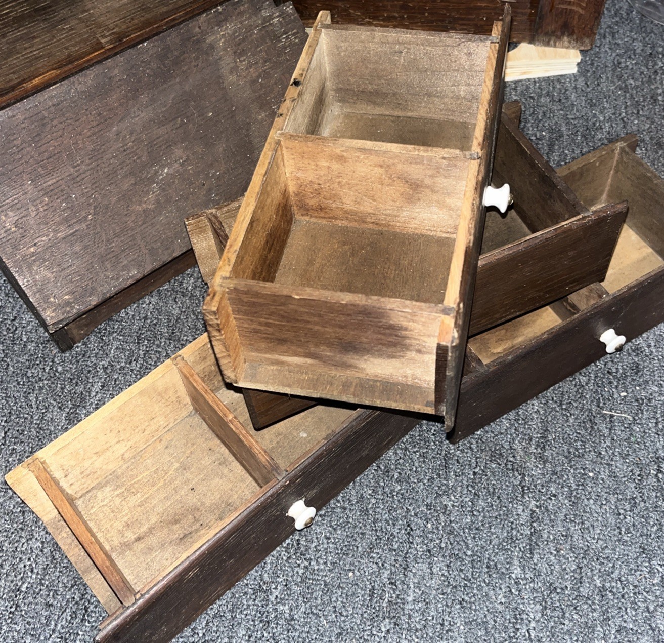 Antique WOOD Cabinet SPICE BOX/ PRIMITIVE /APOTHECARY Divided Drawers & Bread