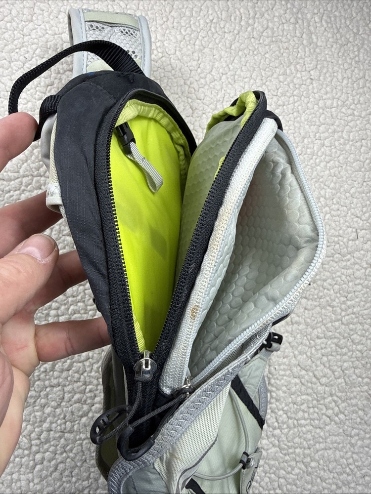 Osprey Rev 1.5 hydration pack in Grey Without Bladder