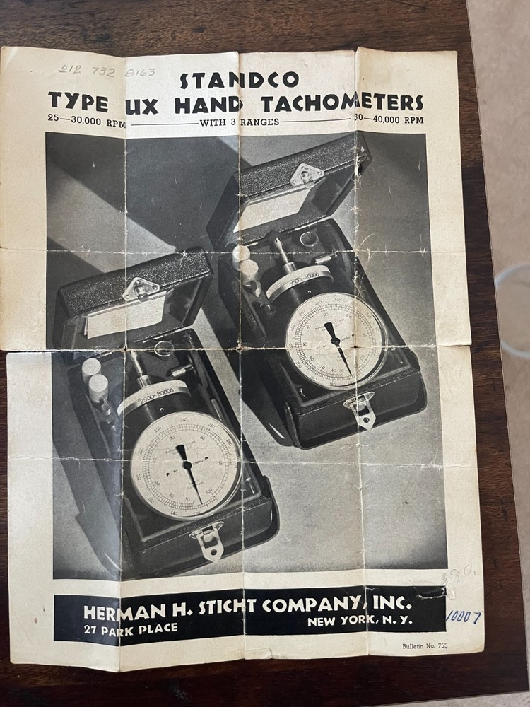 STANDCO TYPE UX HAND TACHOMETER w/Box