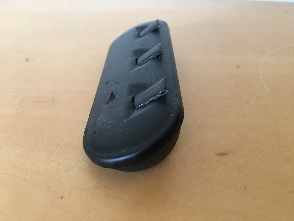 Used - Support For 3 Rings - Plastic - Used