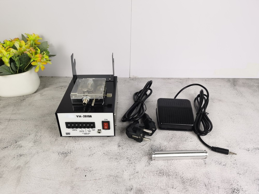 Automatic Soldering Machine Threading Circuit Board Welding Foot-out Machine