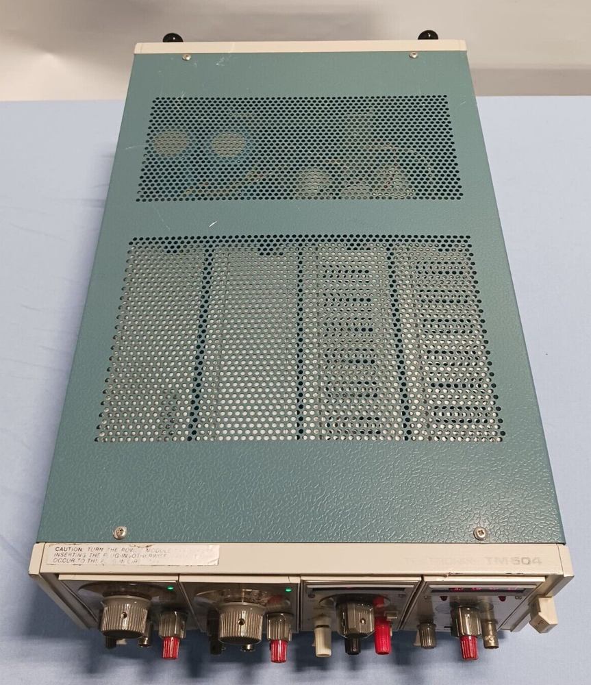 Tektronix TM 504 Unit w/ 2x FG 501 Function Generator, DM 502, DC 504 Modules