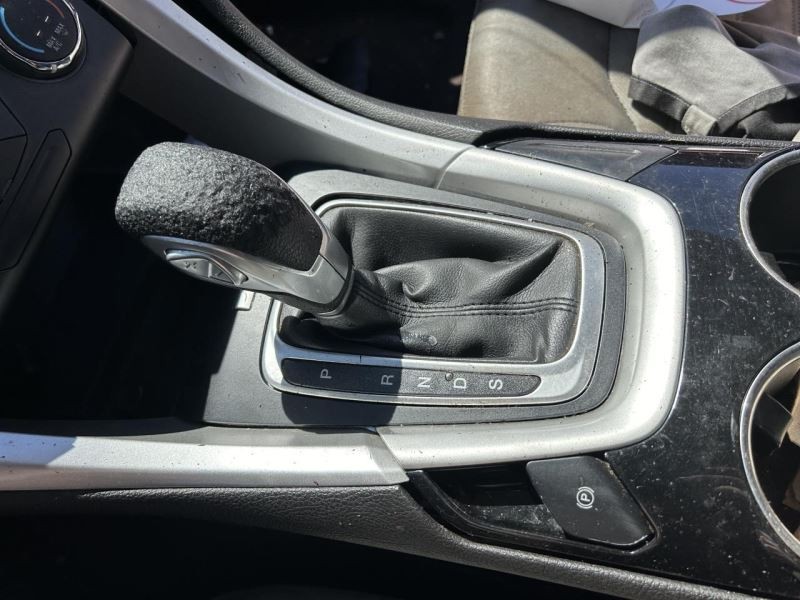 FUSION 2015 High Mounted Stop Light 104718171