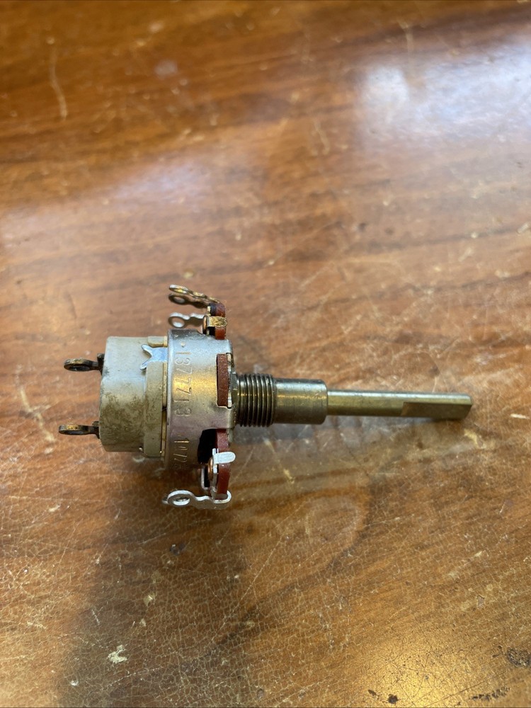 New Old Stock Vintage RCA Variable Resistor Push Pull Switch Part # 119847
