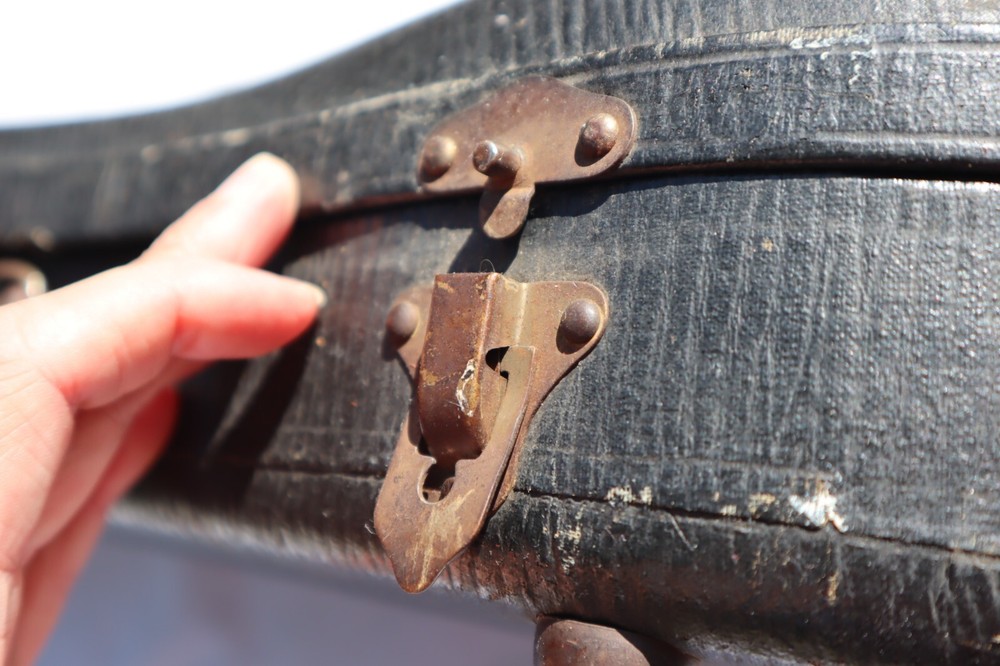 Antique violin hard case 30.5L