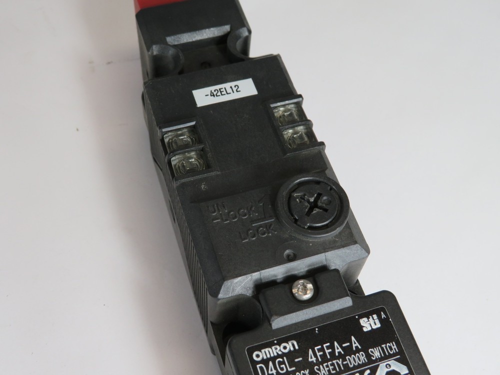 Omron D4GL-4FFA-A Guard Lock Safety Switch USED
