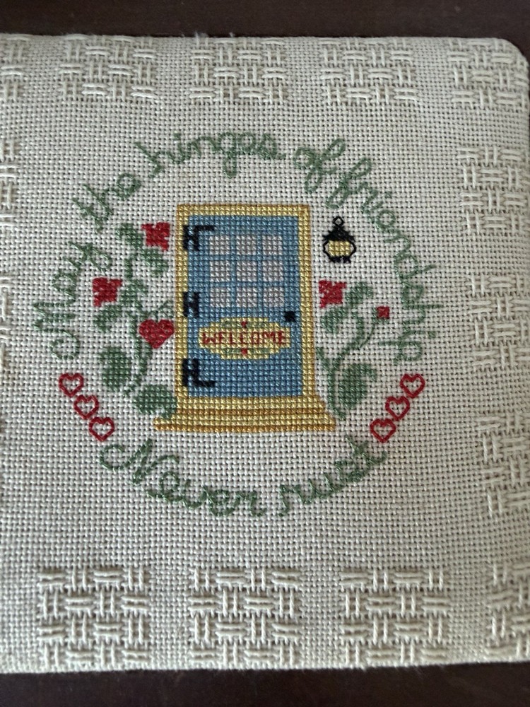 Vintage Small Box With Needlepoint Top