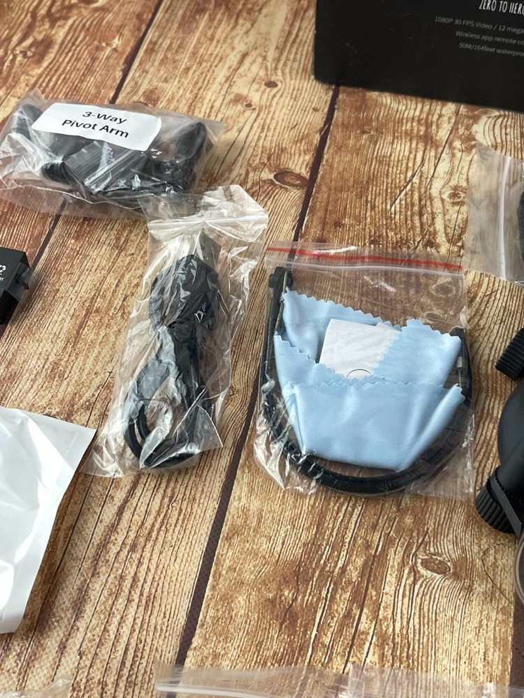 Action Savvy Camera And Attachments 007 New Open box