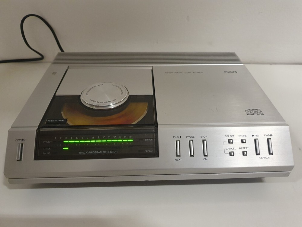 Philips CD100 CD player - Made in Holland- Serviced/recapped
