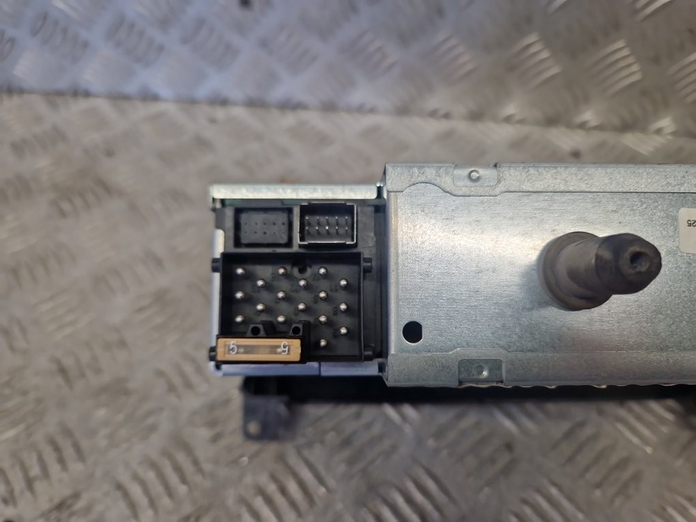 ROVER 75 TAPE HEAD UNIT NO CODE 2000