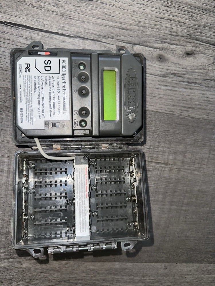 Reconyx PC900 Hyperfire Professional Covert IR Trail Camera