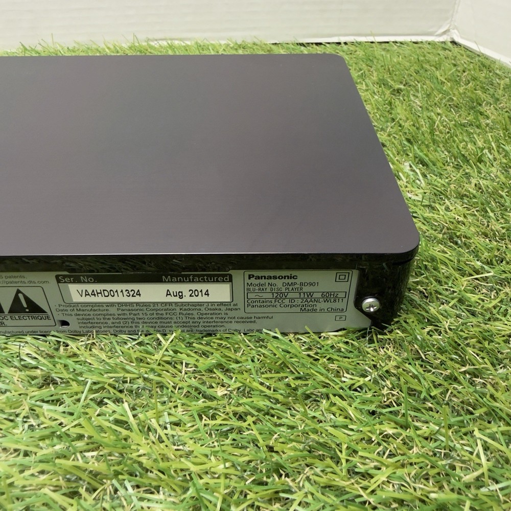 Panasonic Blu-Ray/DVD Player DMP-BD901 w/ Remote