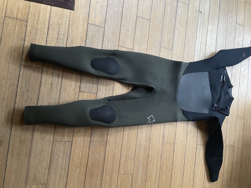 Xcel Infinity Wetsuit 4/3 XLS