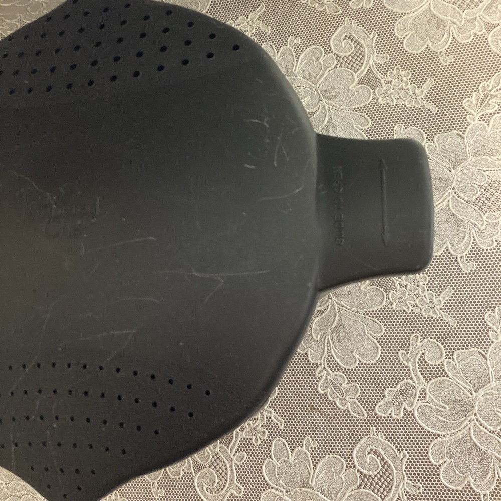 Pampered Chef Black Micro Cooker Large Microwave Steamer Strainer 2 Quart 2778