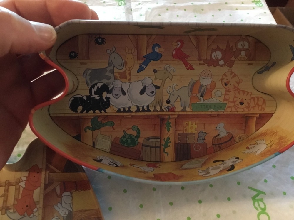 Noah's ark metal tin
