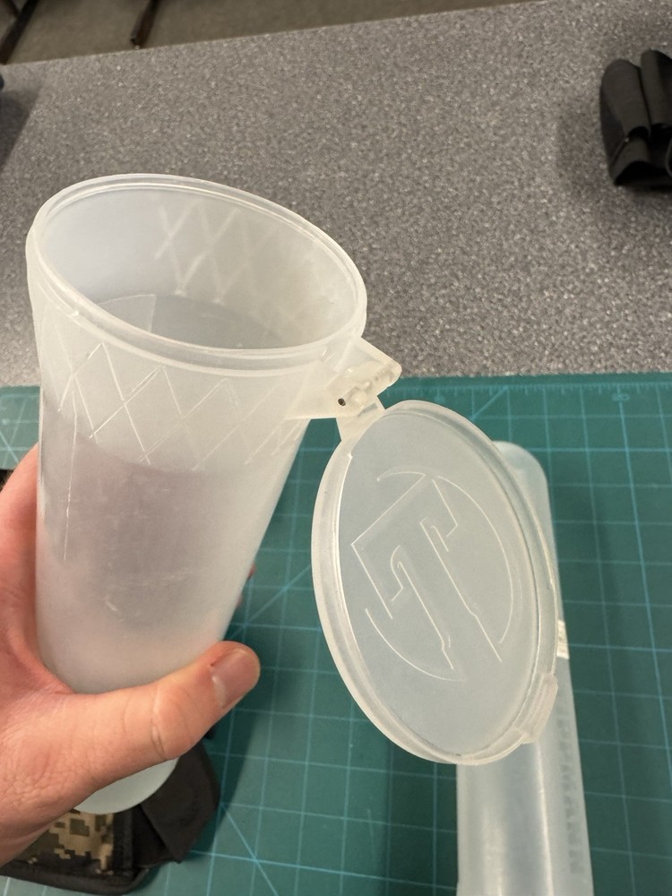 TIPPMANN 2 pod paintball pack. Complete kit with 140rd tubes.