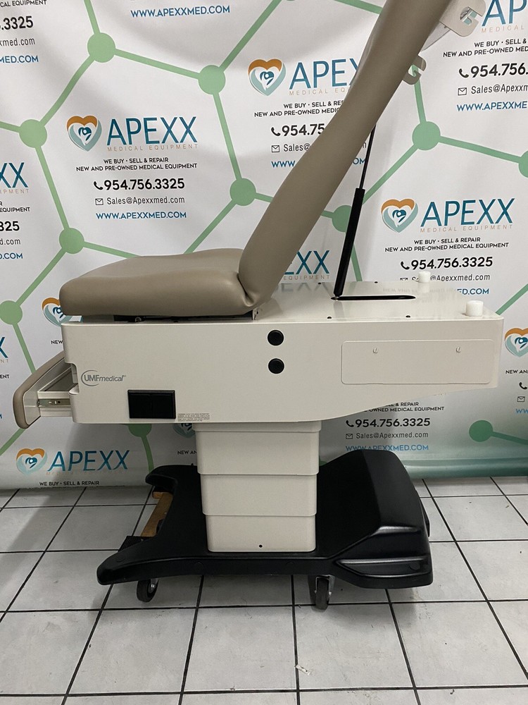 UMF 4070 Power Table , Foot & Hand Controls