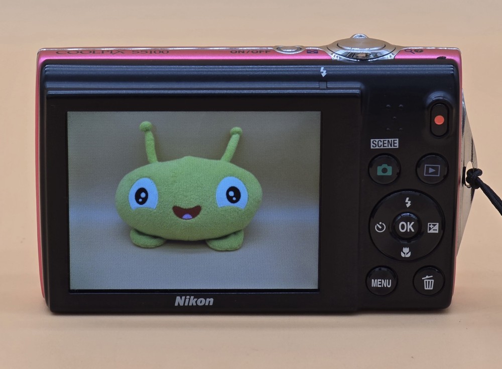 Nikon COOLPIX S5100 Pink Compact Digital Camera Tested Working.