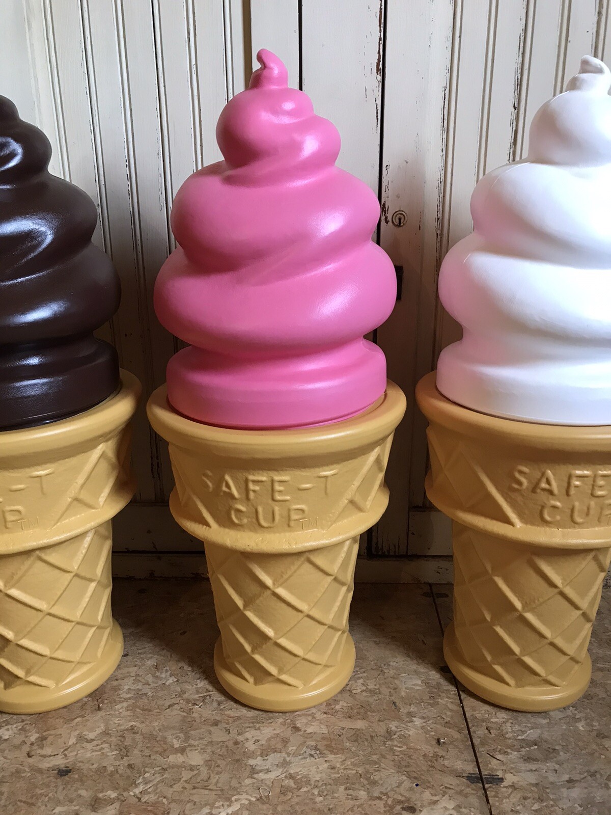 GIANT Blow Mold Plastic Ice Cream Store Cone Displays Swirl Safe T Cup Lot Of 3