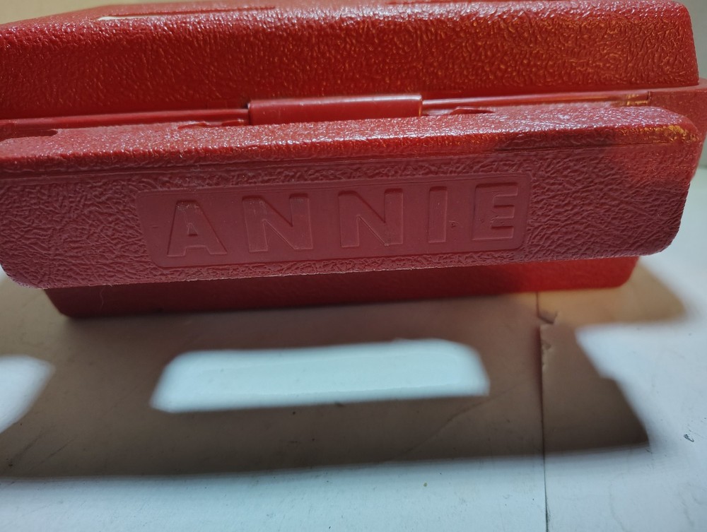 Vintage Vacuum Analyzer Model A-14 "Annie"