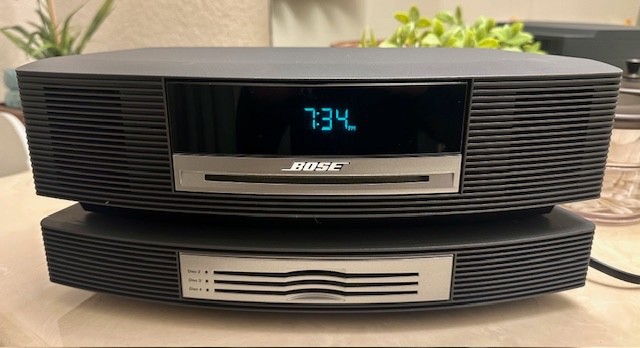 Bose Wave Music System Bundle with Bose Wave Multi-CD Changer