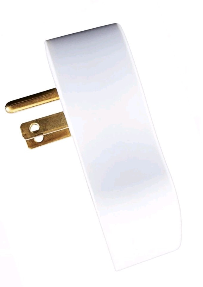 ARMSTRONG 3 Outlet 2 USB Rapid Charging Wall Adapter