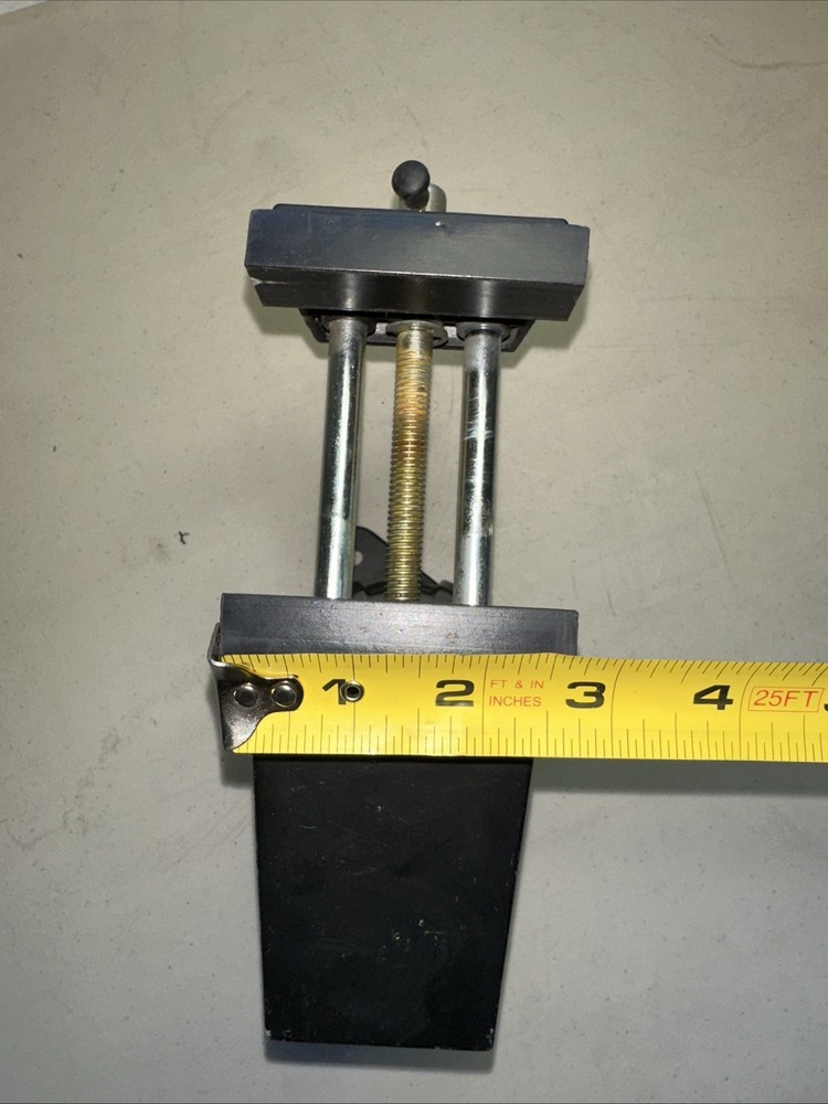 D-vise by DREMEL hobby vise