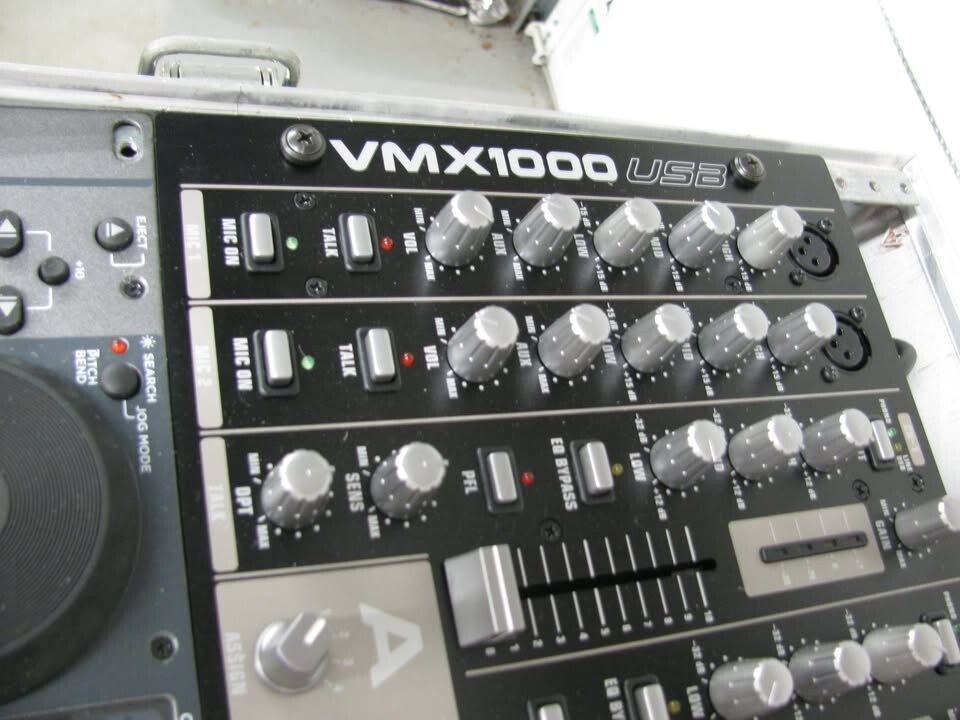 COMPLETE CD DJ SYSTEM SEE ALL PHOTOS