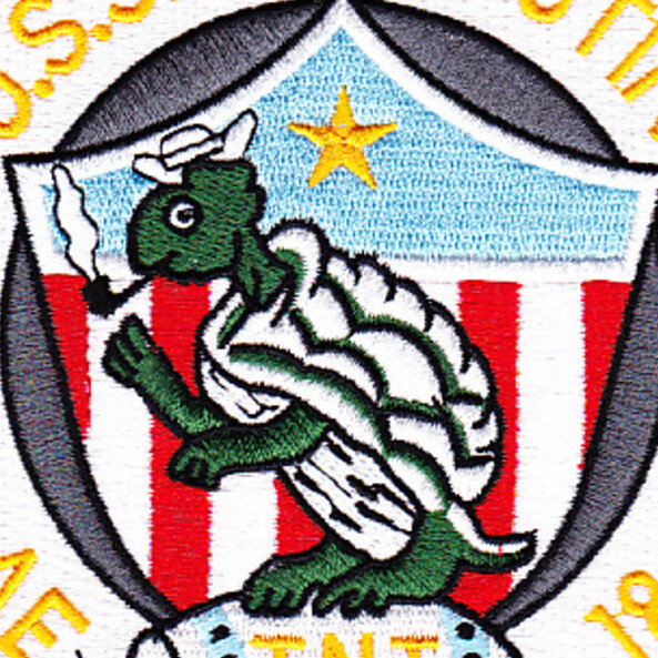 AE-18 USS Paricutin Patch