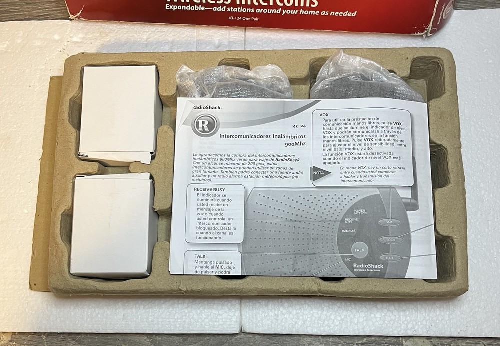 RadioShack 900MHz Wireless Intercom System (model 43-124).