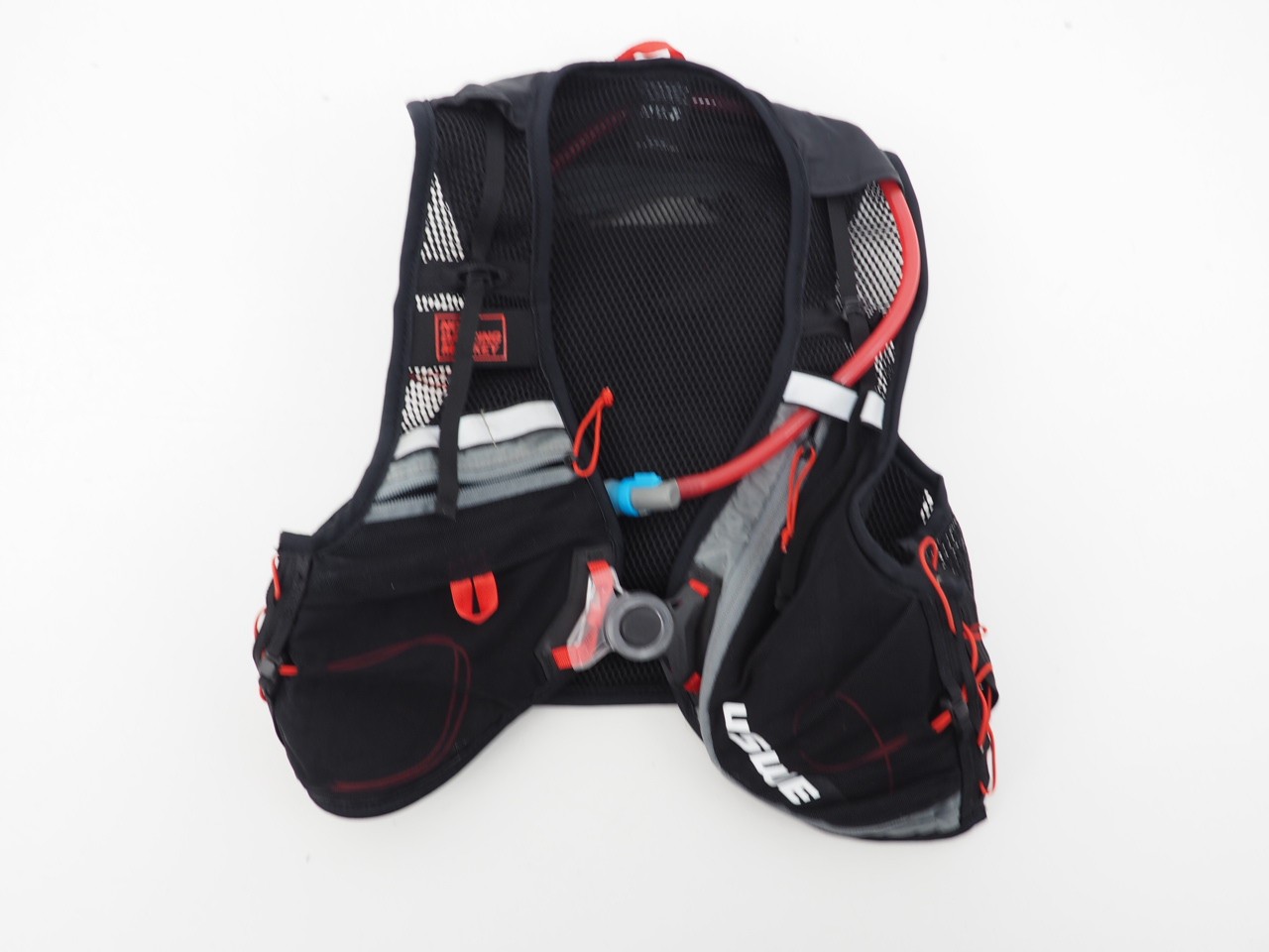 USWE Rush 8L Bike Hydration Vest Black / Red Size Medium w/ Bladder