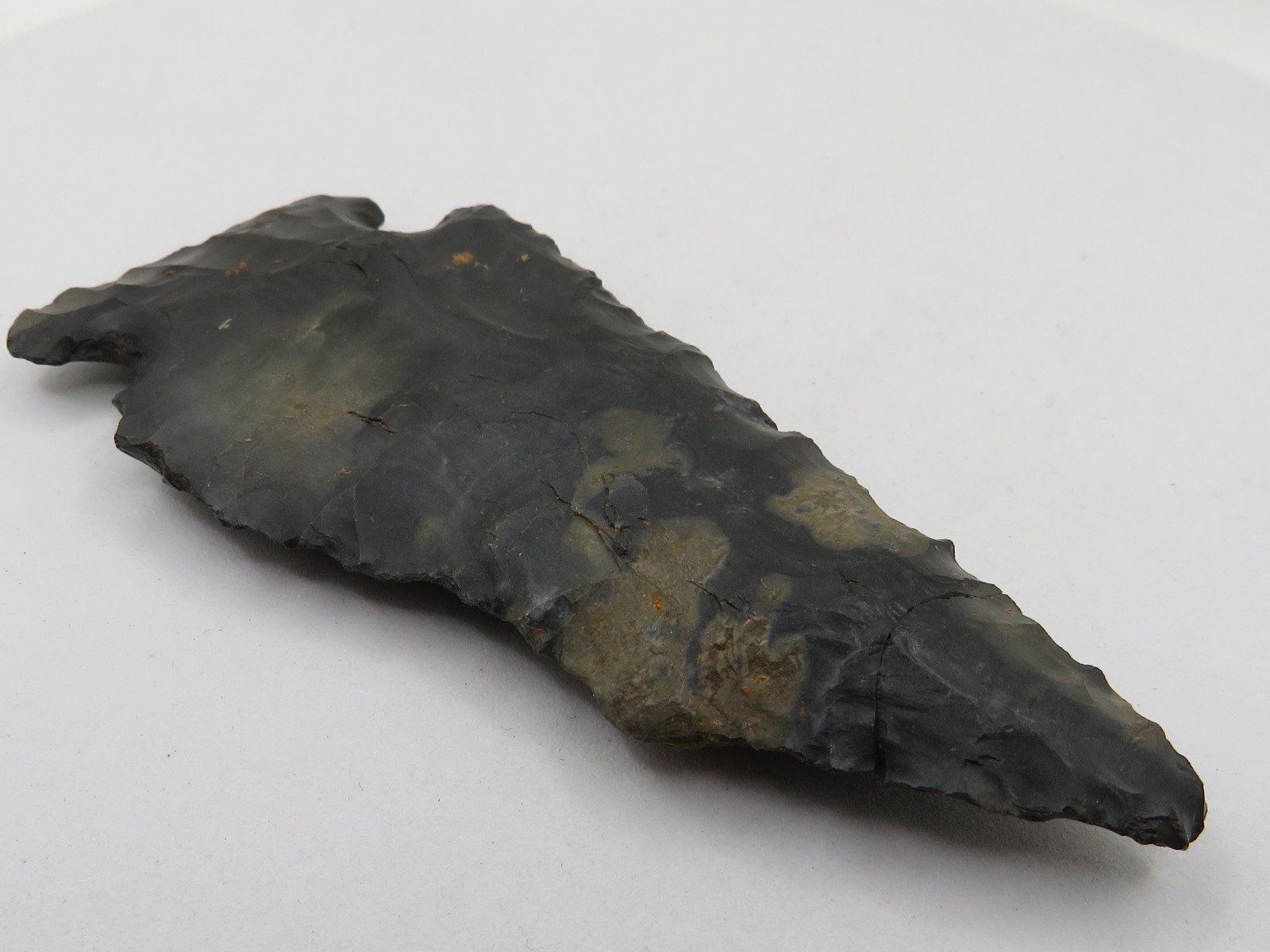 3½" SIDE NOTCHED INDIAN ARROWHEAD - AUTHENTIC with GREAT COLOR! *