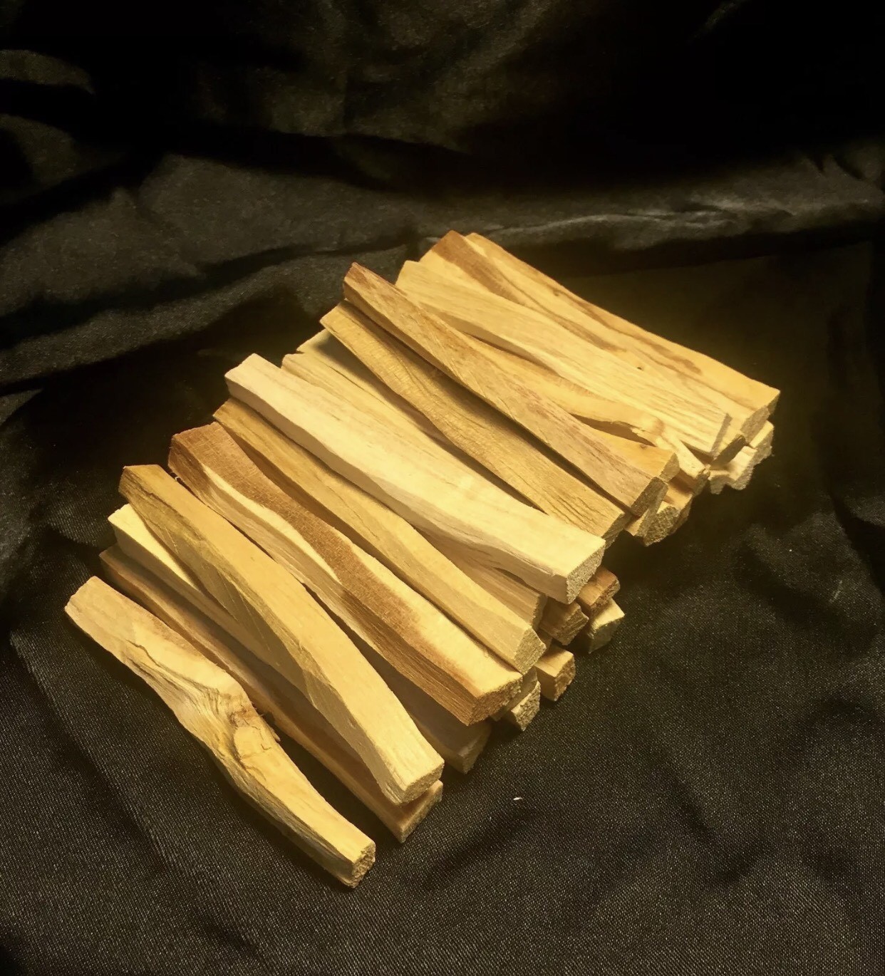 Palo Santo Incense 25 fresh sticks (4+inches long)